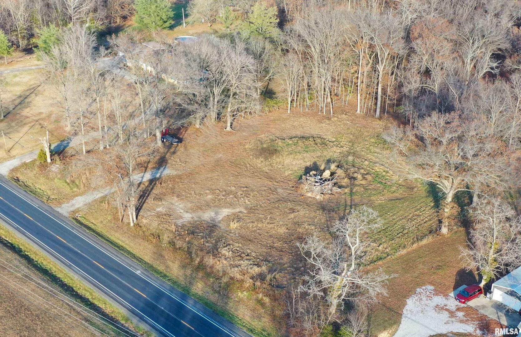 15752 N IL Hwy 37