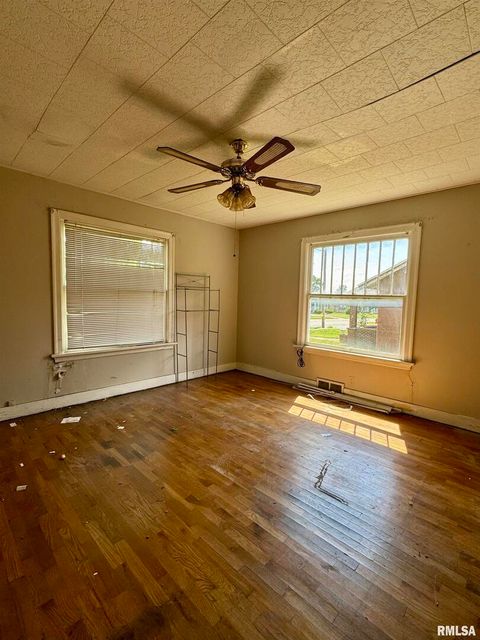 Tiny photo for 1003 E MAIN Street, West Frankfort, IL 62896 (MLS # EB453936)