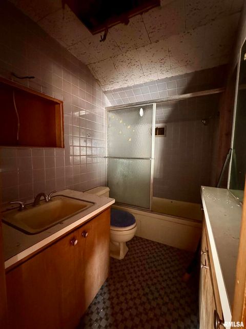 Tiny photo for 1003 E MAIN Street, West Frankfort, IL 62896 (MLS # EB453936)