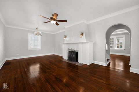 Tiny photo for 120 E Fremont Avenue, Elmhurst, IL 60126 (MLS # 12609552)