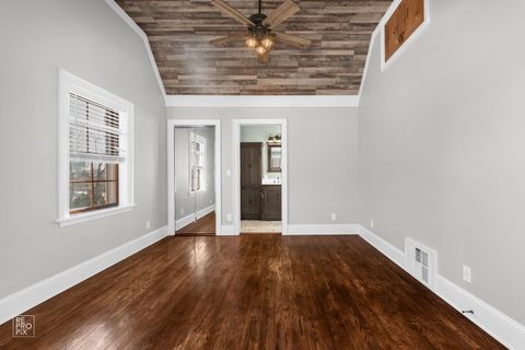 Tiny photo for 120 E Fremont Avenue, Elmhurst, IL 60126 (MLS # 12609552)