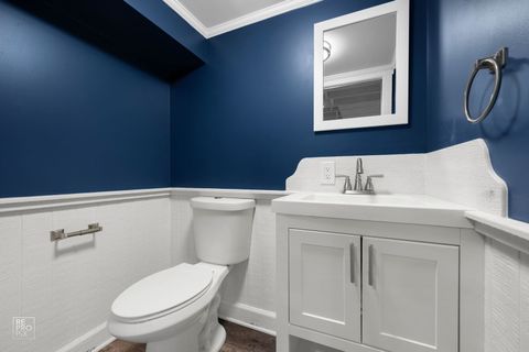 Tiny photo for 120 E Fremont Avenue, Elmhurst, IL 60126 (MLS # 12609552)