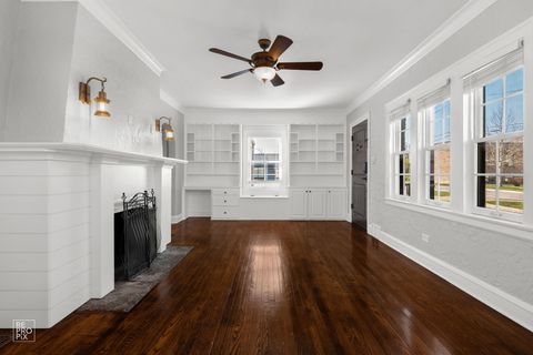 Tiny photo for 120 E Fremont Avenue, Elmhurst, IL 60126 (MLS # 12609552)