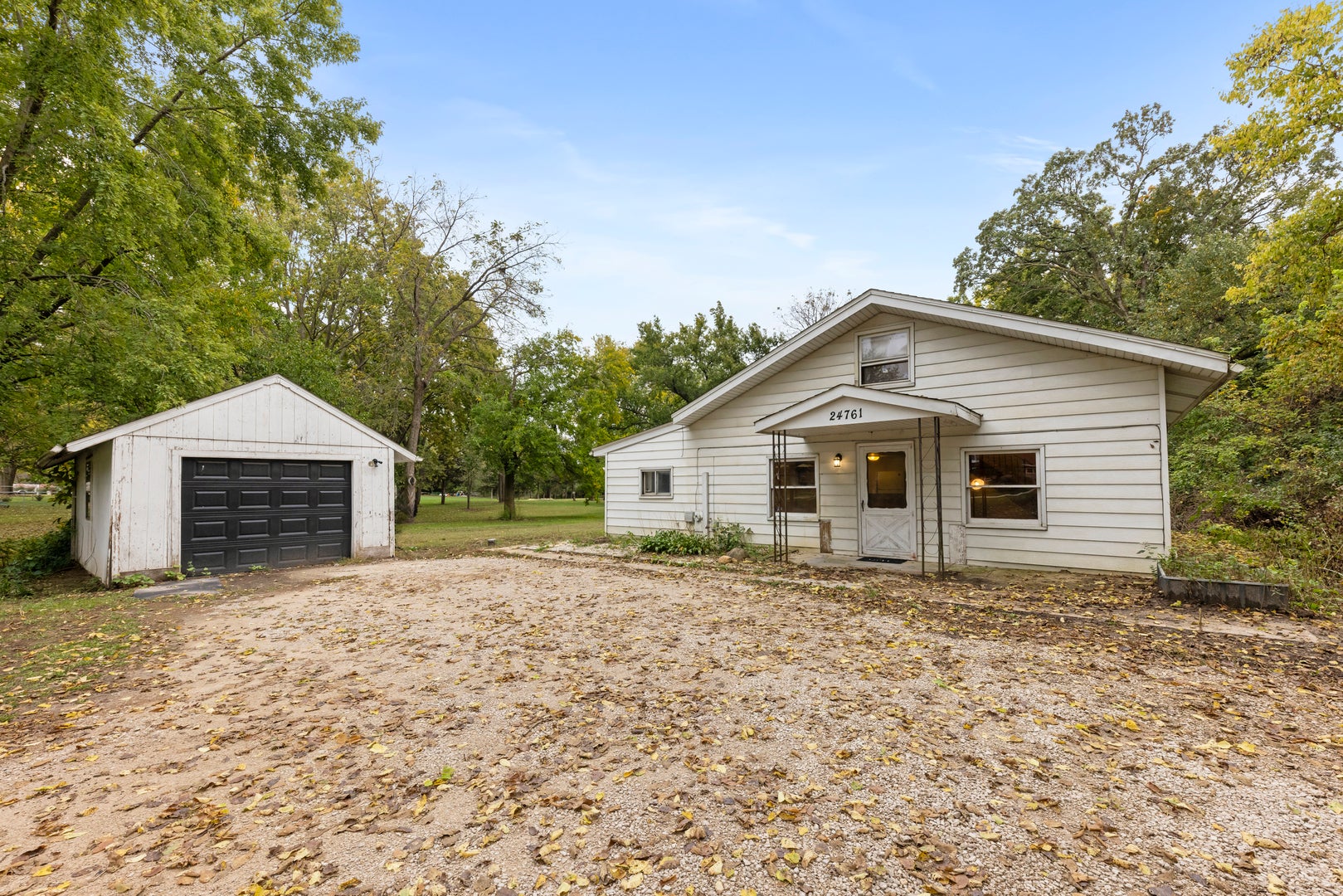 24761 W Bluff Road