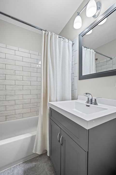 Tiny photo for 985 Brower Drive, Roselle, IL 60172 (MLS # 12634124)