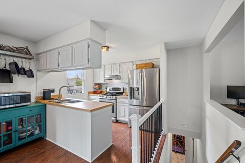 Tiny photo for 985 Brower Drive, Roselle, IL 60172 (MLS # 12634124)