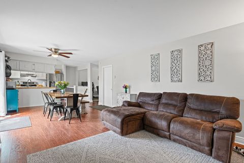 Tiny photo for 985 Brower Drive, Roselle, IL 60172 (MLS # 12634124)
