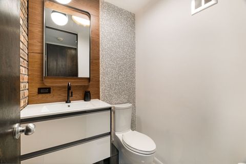 Tiny photo for 3290 Brook Road, Highland Park, IL 60035 (MLS # 12659207)