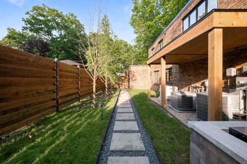 Tiny photo for 3290 Brook Road, Highland Park, IL 60035 (MLS # 12659207)