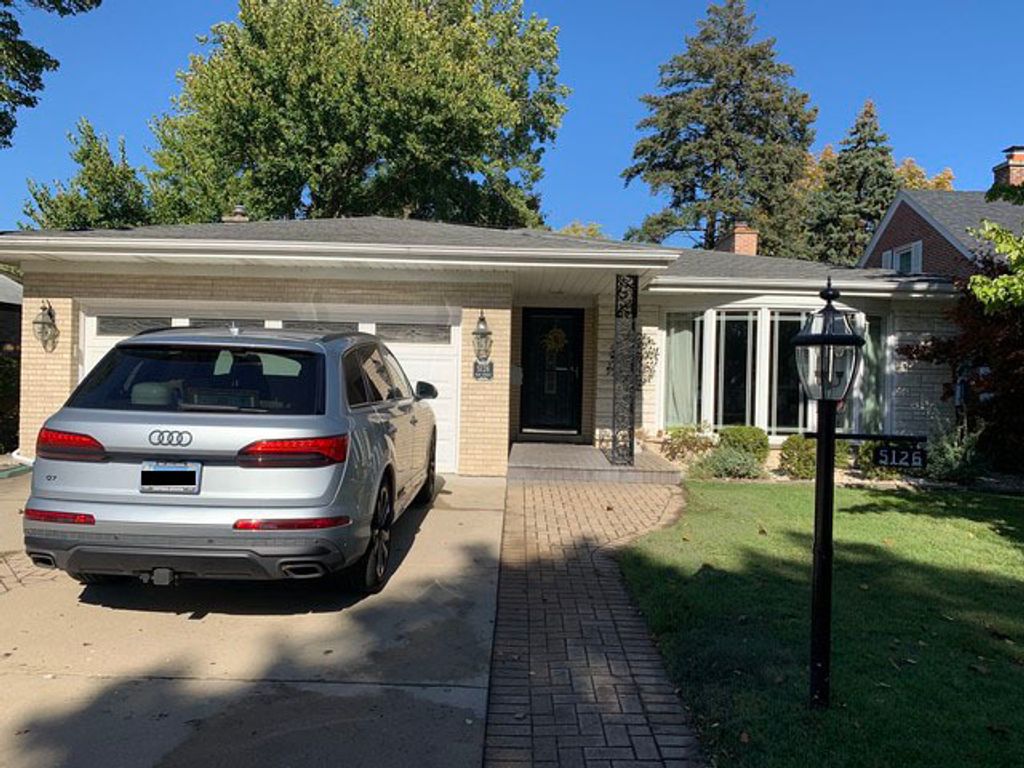 Photo for 5126 ELM Street, Skokie, IL 60077 (MLS # 12495069)