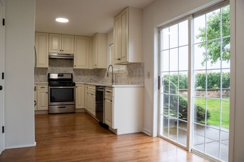 Tiny photo for 460 Michelangelo Drive, Bolingbrook, IL 60440 (MLS # 12458896)