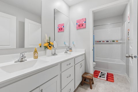 Tiny photo for 17212 Donegal Street, Tinley Park, IL 60477 (MLS # 12750388)
