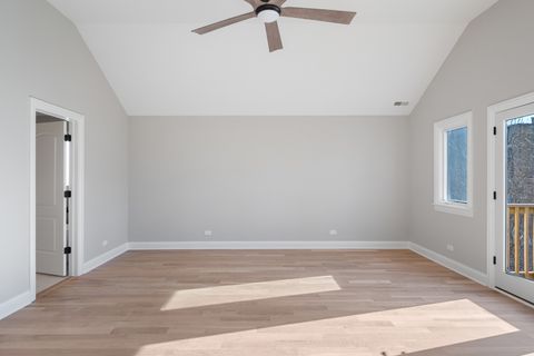 Tiny photo for 5054 N Claremont Avenue, Chicago, IL 60625 (MLS # 12599946)