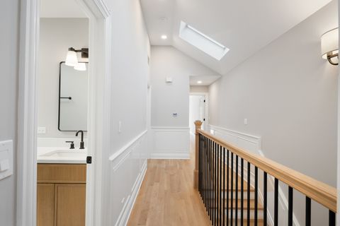 Tiny photo for 5054 N Claremont Avenue, Chicago, IL 60625 (MLS # 12599946)