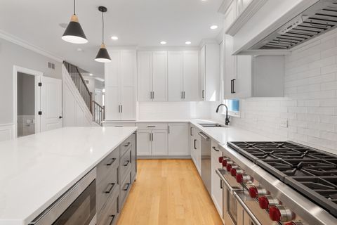 Tiny photo for 5054 N Claremont Avenue, Chicago, IL 60625 (MLS # 12599946)