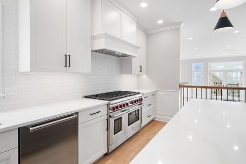 Tiny photo for 5054 N Claremont Avenue, Chicago, IL 60625 (MLS # 12599946)