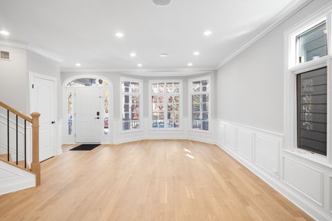 Tiny photo for 5054 N Claremont Avenue, Chicago, IL 60625 (MLS # 12599946)