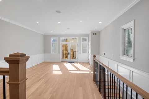 Tiny photo for 5054 N Claremont Avenue, Chicago, IL 60625 (MLS # 12599946)
