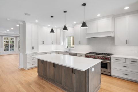 Tiny photo for 5054 N Claremont Avenue, Chicago, IL 60625 (MLS # 12599946)