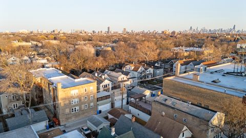 Tiny photo for 5054 N Claremont Avenue, Chicago, IL 60625 (MLS # 12599946)