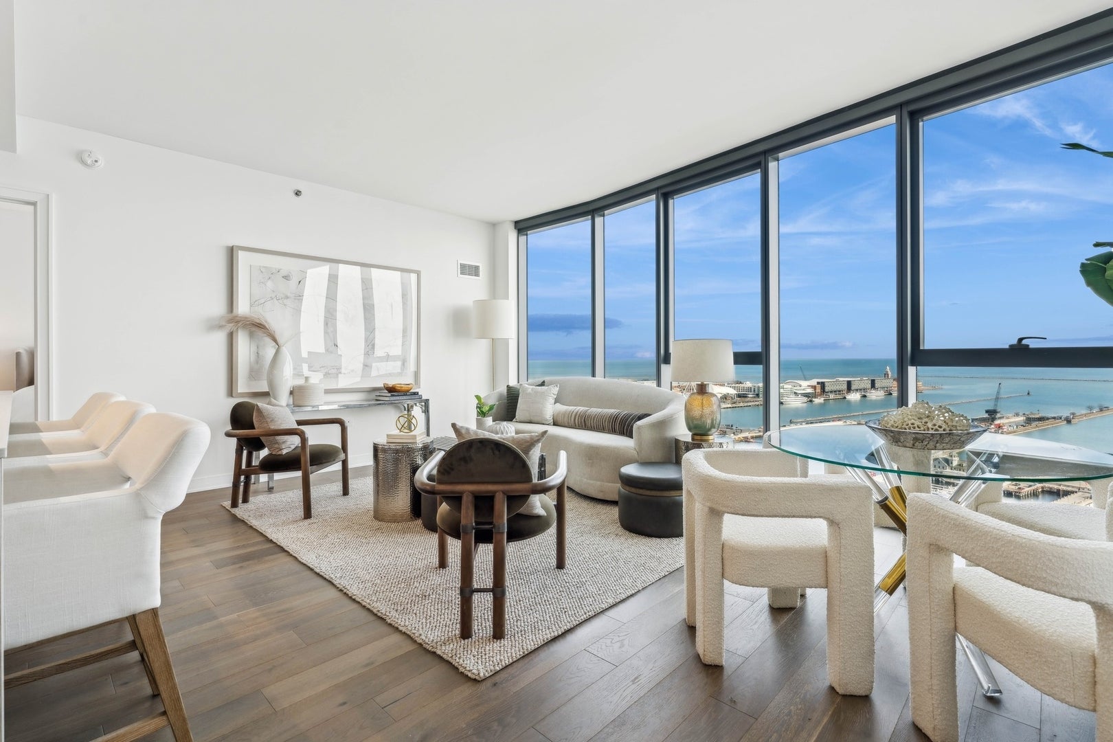 211 N Harbor Drive 3006