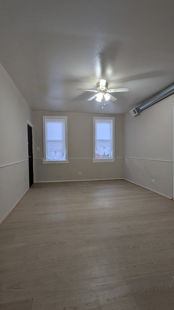 4445 W Carroll Avenue