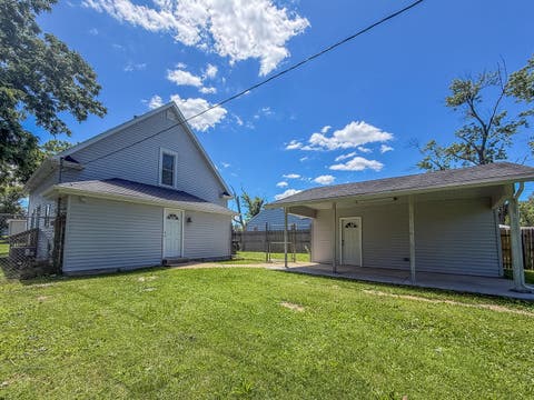 Tiny photo for 911 Forrest Street, Danville, IL 61832 (MLS # 12673954)