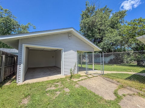 Tiny photo for 911 Forrest Street, Danville, IL 61832 (MLS # 12673954)