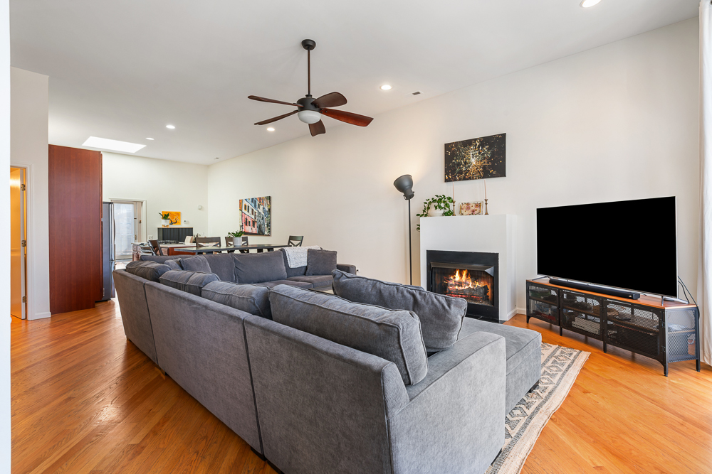 1711 N Hoyne Avenue 2S