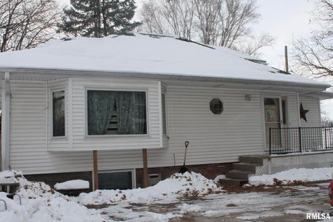 Tiny photo for 321 W SOUTH Street, Cambridge, IL 61238 (MLS # QC4269884)