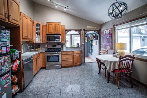 Tiny photo for 1648 Glen Ellyn Road, Glendale Heights, IL 60139 (MLS # 12555326)