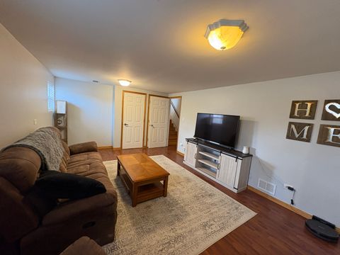 Tiny photo for 6743 W 115th Street, Worth, IL 60482 (MLS # 12578775)