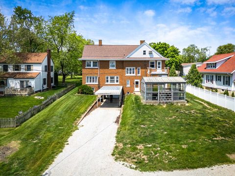 Tiny photo for 546 Elmwood Court, El Paso, IL 61738 (MLS # 12364098)