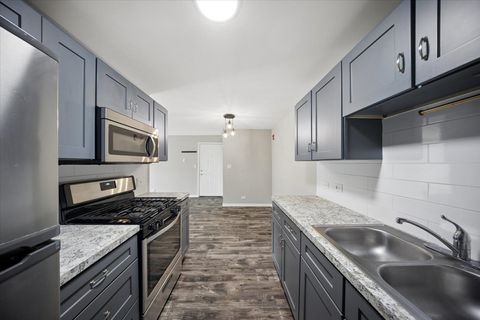 Tiny photo for 9954 S 84th Terrace S #210, Palos Hills, IL 60465 (MLS # 12673469)