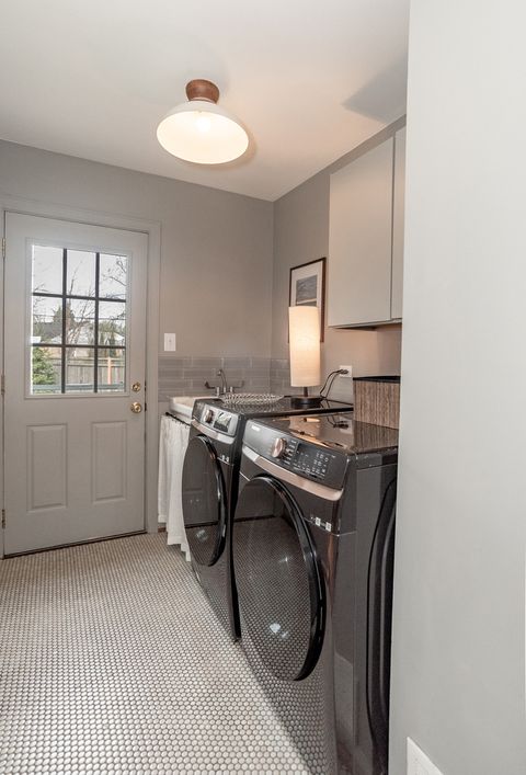 Tiny photo for 5524 Woodland Drive, Western Springs, IL 60558 (MLS # 12612888)