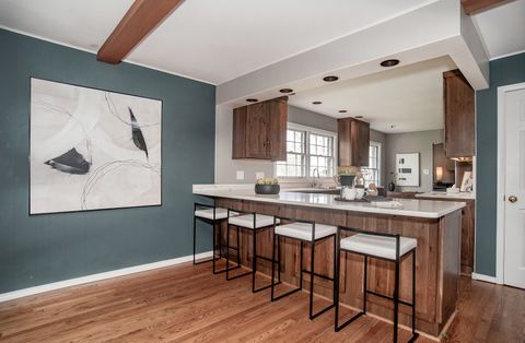 Tiny photo for 5524 Woodland Drive, Western Springs, IL 60558 (MLS # 12612888)