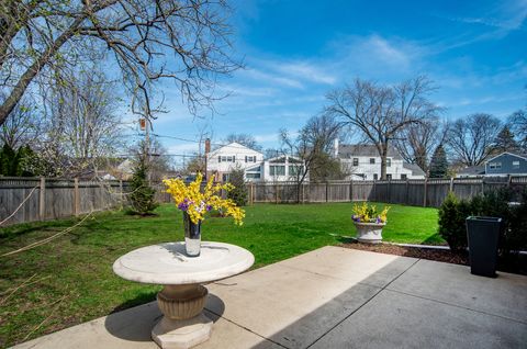 Tiny photo for 5524 Woodland Drive, Western Springs, IL 60558 (MLS # 12612888)