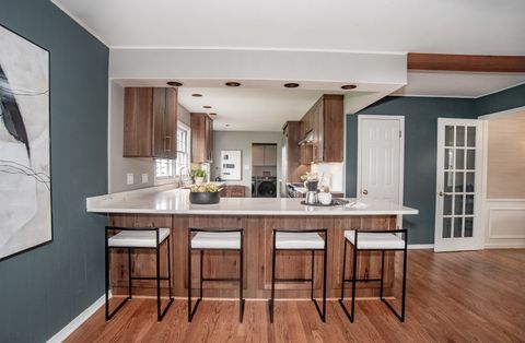 Tiny photo for 5524 Woodland Drive, Western Springs, IL 60558 (MLS # 12612888)