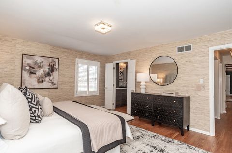 Tiny photo for 5524 Woodland Drive, Western Springs, IL 60558 (MLS # 12612888)