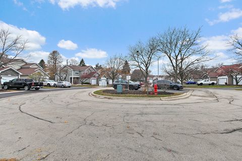 Tiny photo for 1113 Regency Court, Schaumburg, IL 60193 (MLS # 12538560)