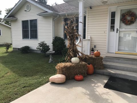 Tiny photo for 1015 S Locust Street, Sesser, IL 62884 (MLS # 12564311)