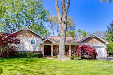 Photo of 15352 W Cherrywood Lane, Libertyville, IL 60048 (MLS # 12631782)