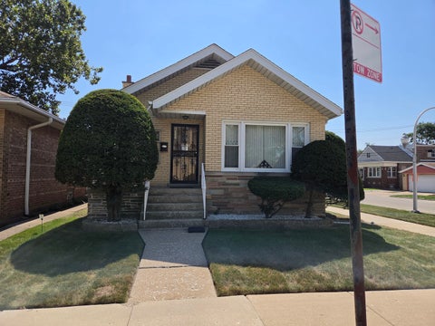 Photo of 2333 E 83rd Street, Chicago, IL 60617 (MLS # 12752267)