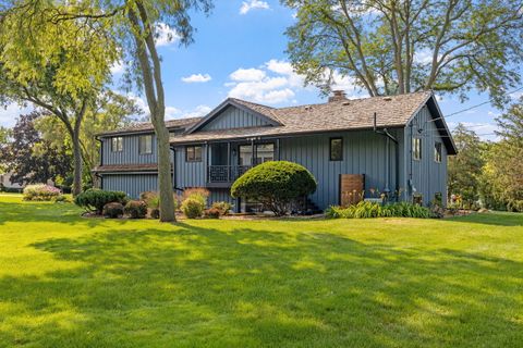 A home in Glen Ellyn