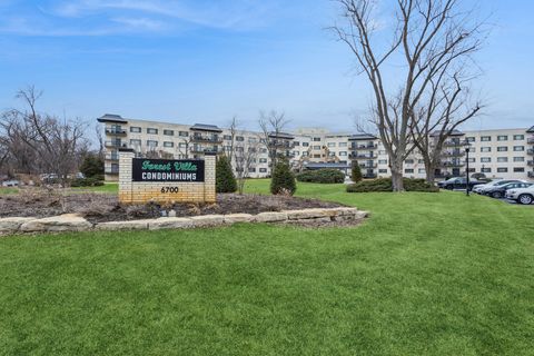 Tiny photo for 6700 S Brainard Avenue #225, Countryside, IL 60525 (MLS # 12556644)