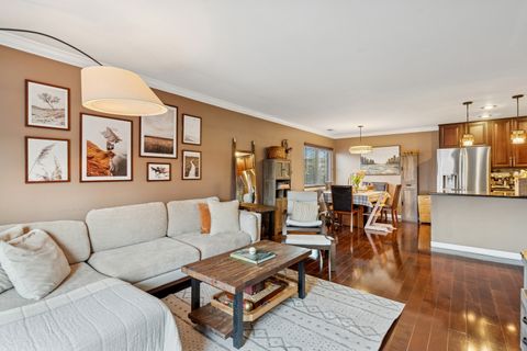 Tiny photo for 6700 S Brainard Avenue #225, Countryside, IL 60525 (MLS # 12556644)