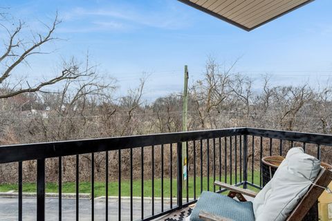 Tiny photo for 6700 S Brainard Avenue #225, Countryside, IL 60525 (MLS # 12556644)