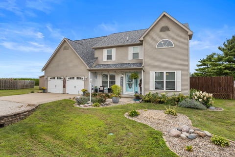 Tiny photo for 21 S Scarborough Court, Sidney, IL 61877 (MLS # 12724140)