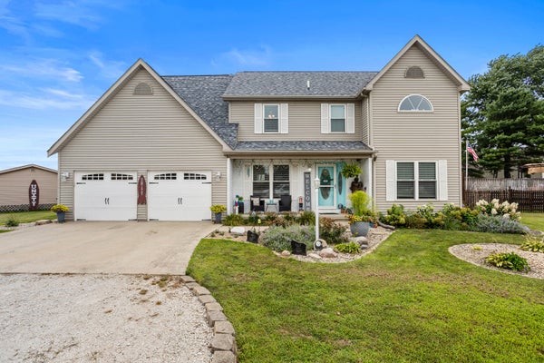 21 S SCARBOROUGH CT, SIDNEY, IL 61877 - Image 3c8a71202e537f84ebb69a6697ff8601/2476724745