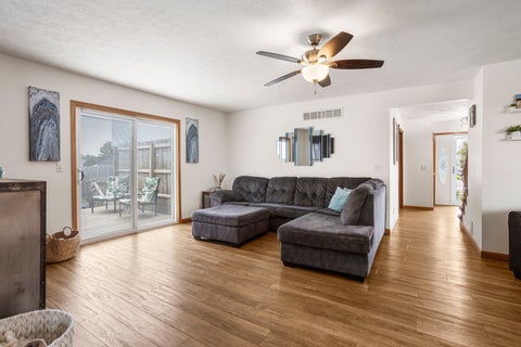 Tiny photo for 21 S Scarborough Court, Sidney, IL 61877 (MLS # 12724140)
